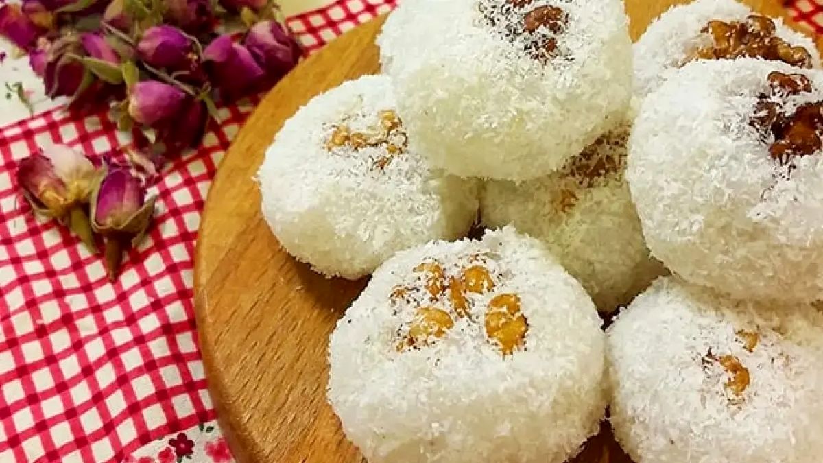 آموزش تهیه باسلوق گردویی ارومیه برای عید+فیلم