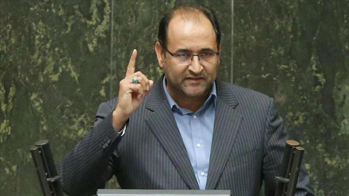 تیم اقتصادی دولت ضعیف است اما ضعیف‌تر از آن مدیریت اقتصادی دولت است