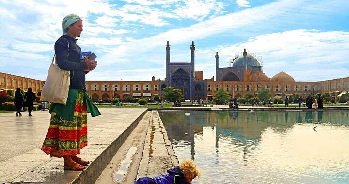 وزیر گردشگری: ۸۵ درصد گردشگران در ایران از شرایط امنیتی راضی هستند