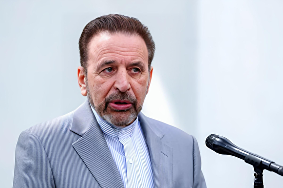 امکان توافق با ترامپ دور از ذهن نیست اگر دست از تناقض گویی و تهدید بردارد