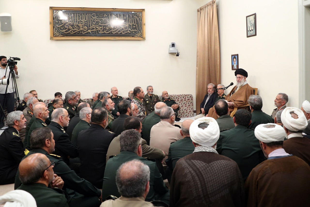 رهبر انقلاب: دشمن از پیشرفت‌های جمهوری اسلامی کلافه و عصبی است