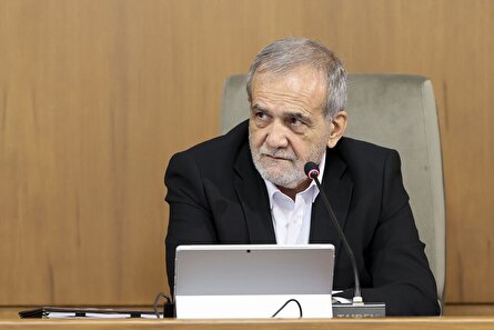 آقای پزشکیان! به دولت سایه اجازه دخالت در امور را ندهید