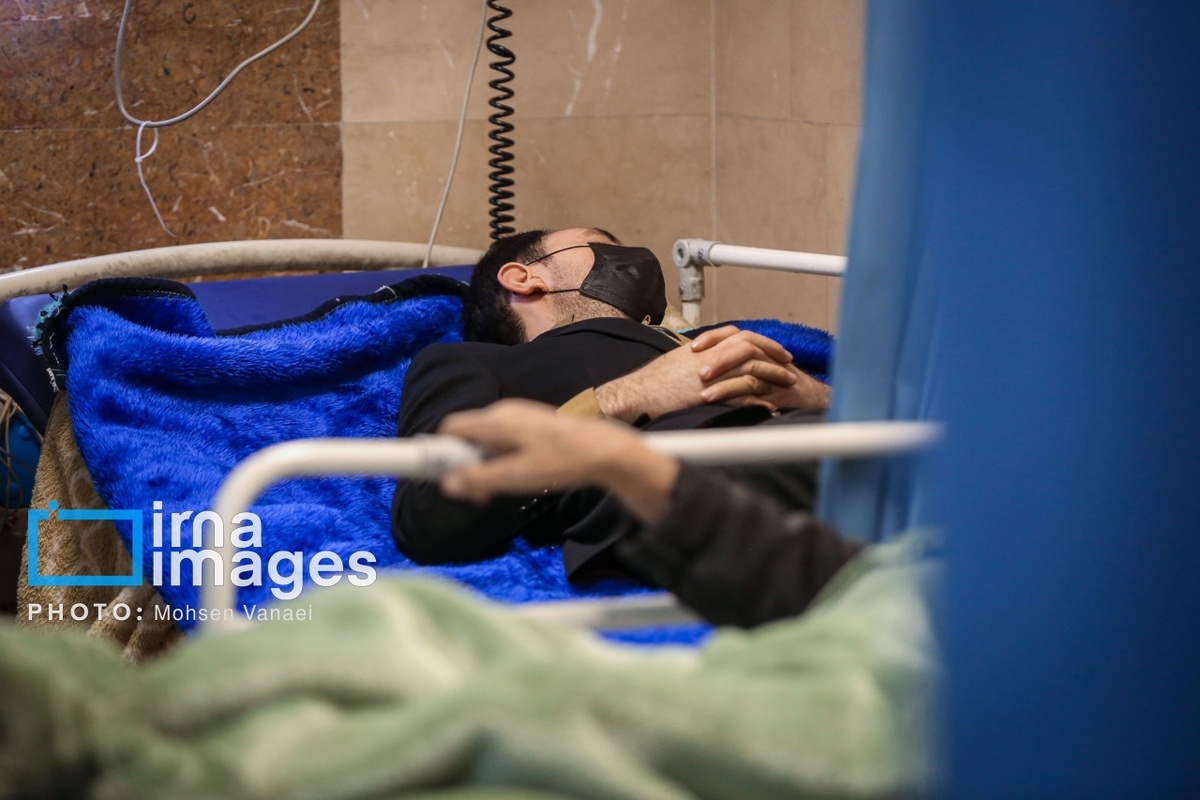 خدمت‌رسانی به مجروح از هر گروهی که باشد وظیفه ما است