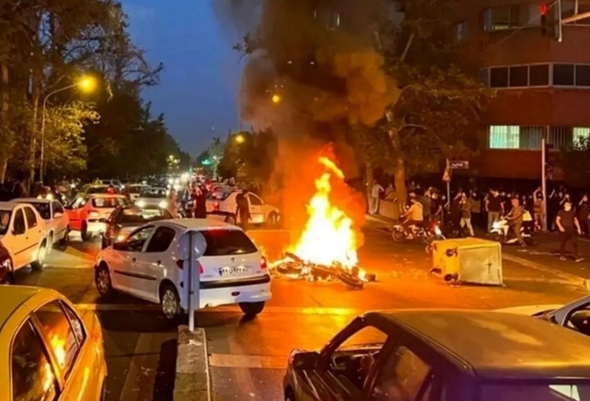 خانواده مفقودی‌ها و فوتی‌های حوادث اخیر در تهران و سایر استان‌ها به کجا باید مراجعه کنند؟