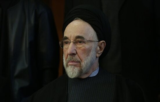 «نه» گفتن مردم به بیگانه به معنی رضایت از وضع موجود نیست