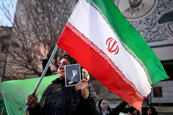 نظام حاکم بر ایران قدرت زیادی دارد