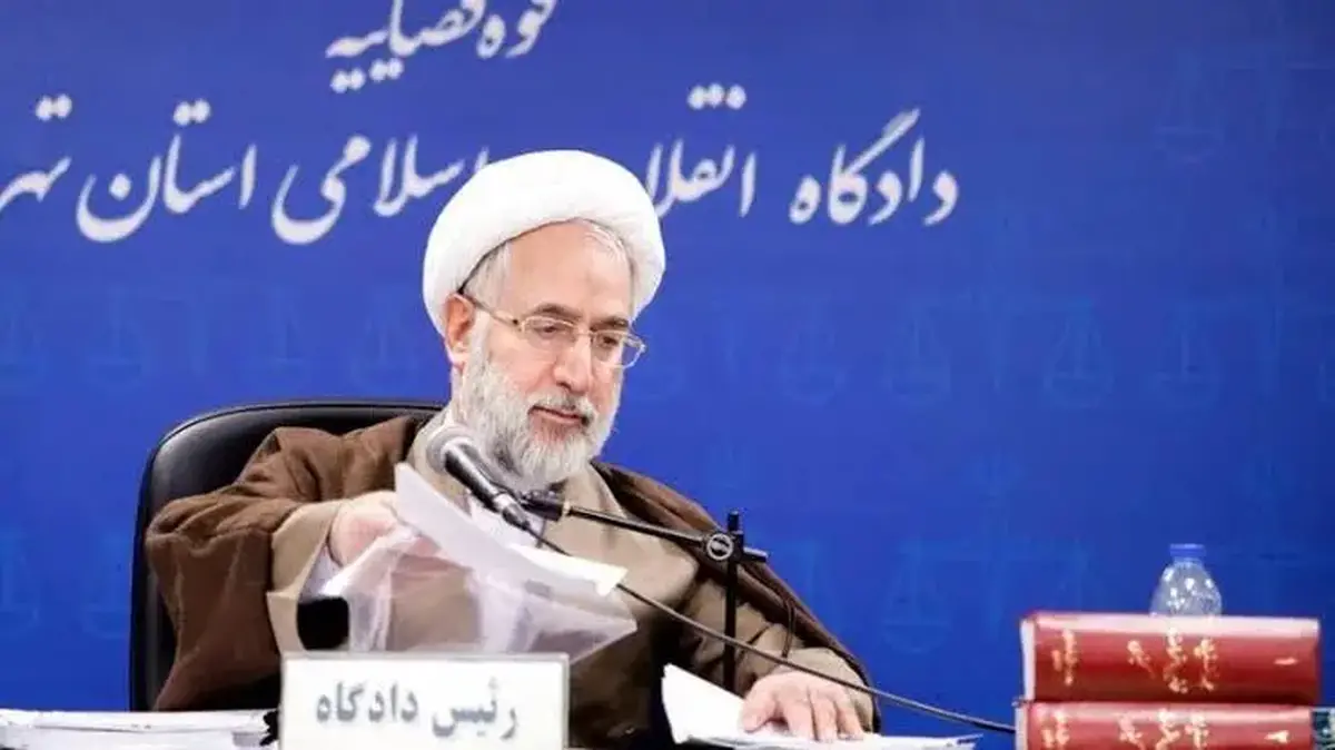 خسارت‌ها باید از حامیان «فتنه سلطنت» مطالبه شود