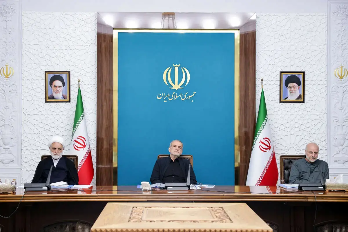 خود را متعهد می‌دانیم شبانه‌روز در جهت حل مشکلات کوشا باشیم