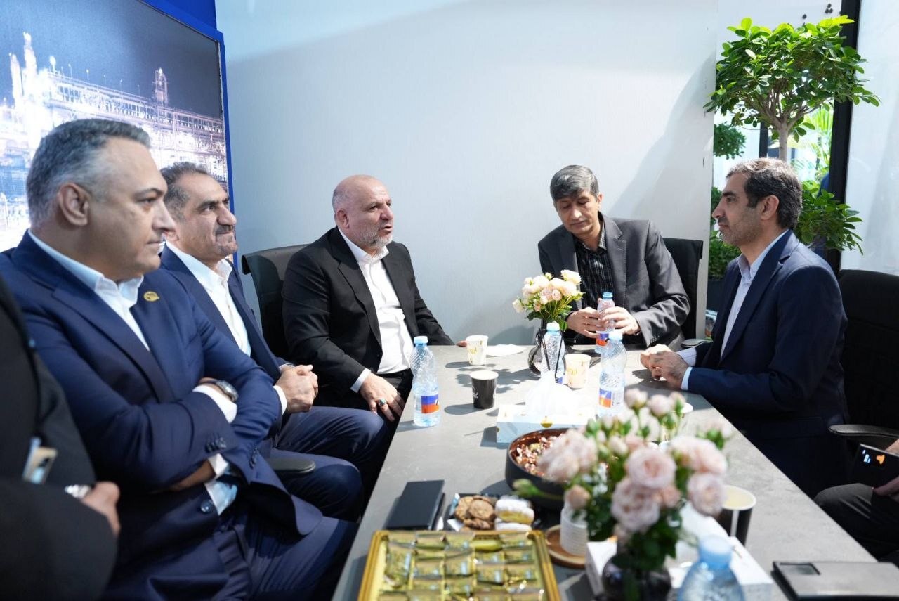 برای افزایش درآمد ارزی غیرنفتی؛ آماده تامین مالی پروژه‌های جدید پتروشیمی کشور هستیم