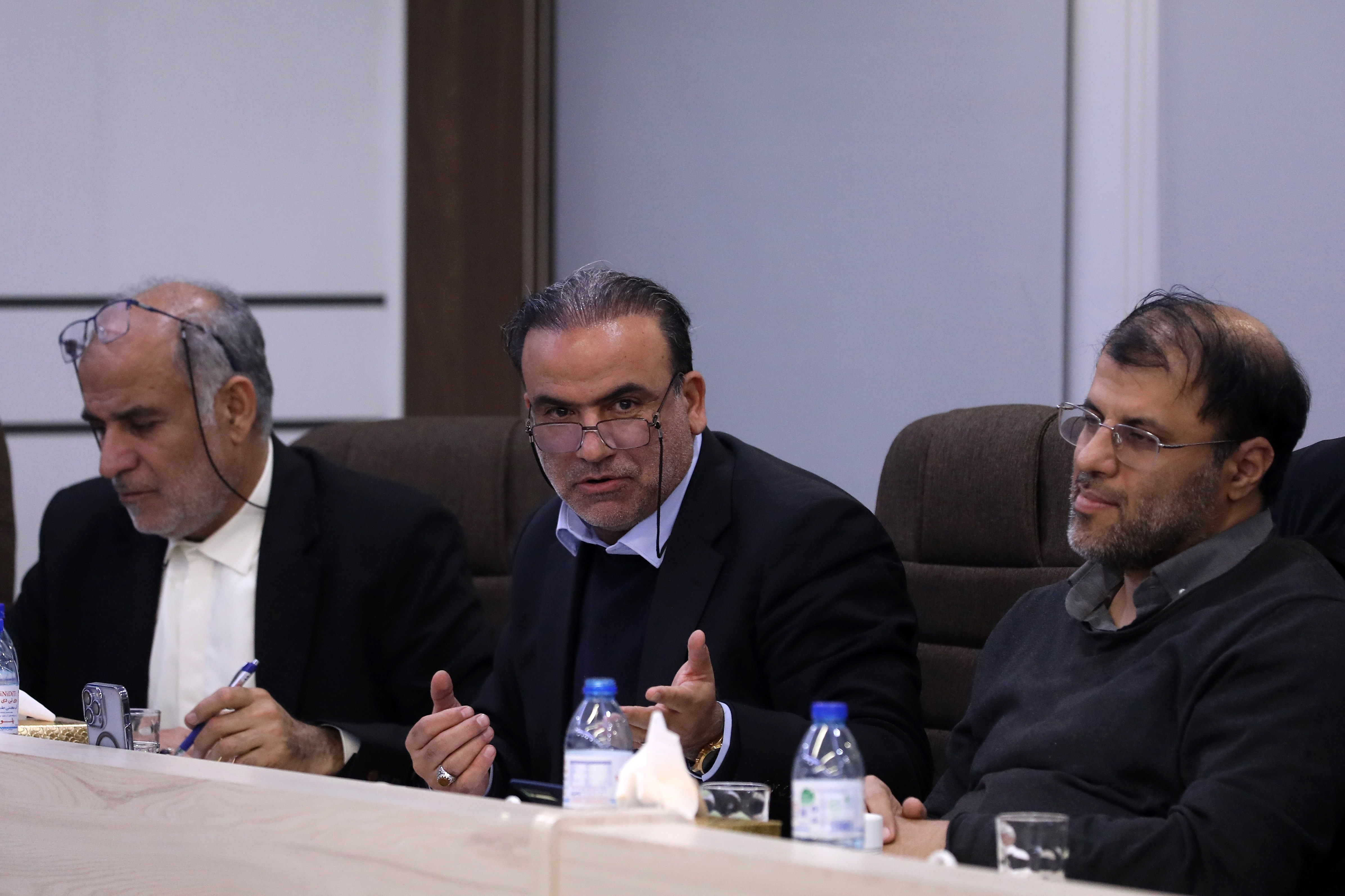 تقدیر نمایندگان مجلس از روند اصلاحات و ارتقای خدمات در بانک صادرات ایران