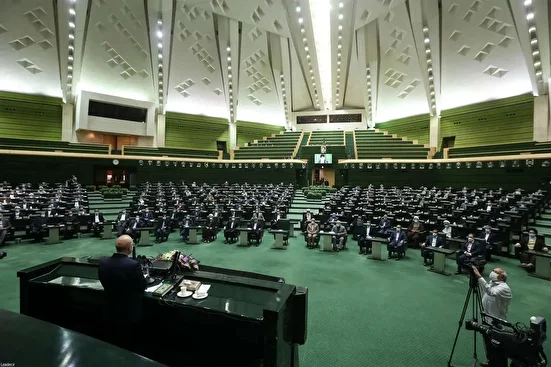 توپخانه تندروها علیه پزشکیان همچنان روشن است