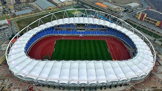 انتقاد تند ضرغامی به لغو بازی در استقلال و گل‌گهر در مشهد