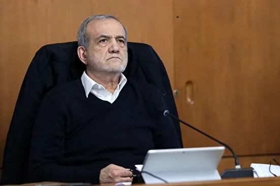 قابل‌قبول نیست مردم در قشم و کیش فقیر باشند