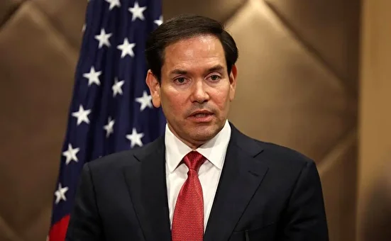 ناتو را ترک نمی‌کنیم