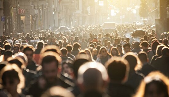 مسئله جمعیت موضوعی سیاسی نیست/سیاست‌های جمعیتی باید با جلب مشارکت آگاهانه مردم دنبال شود