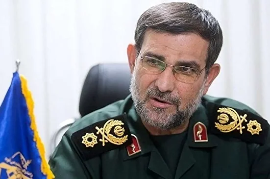 صدها موشک کروز در زیر دریا آماده شلیک داریم