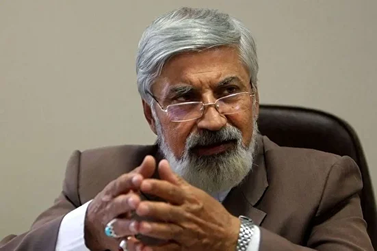 یک موشک خرمشهر برای غرق کردن ناو آمریکا کافی است