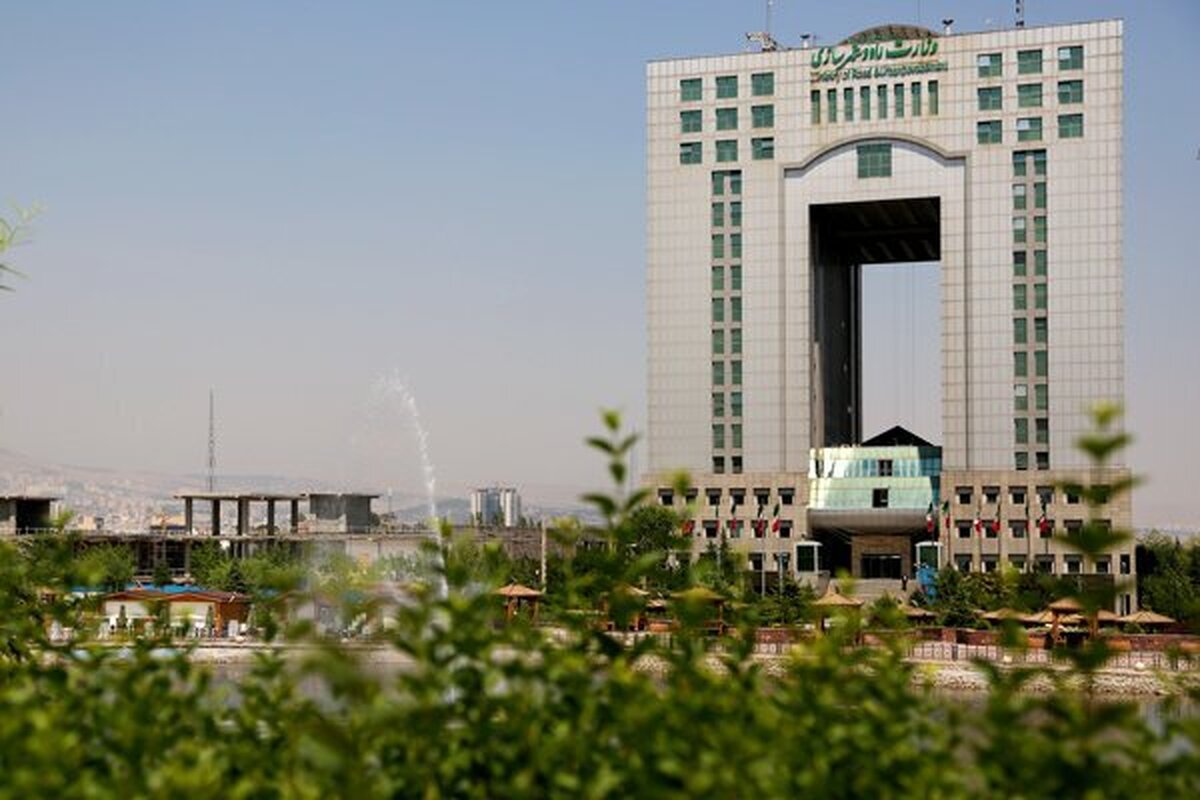 تکذیب انحلال کمیسیون مسکن