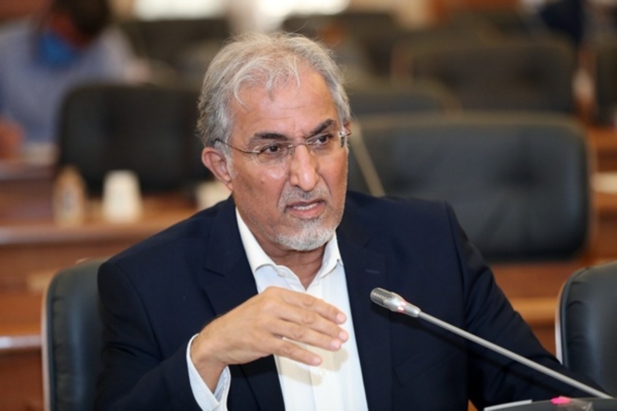 با اقتصادی مواجهیم که بازیگران اصلی آن را دلالان بزرگ تشکیل می‌دهند