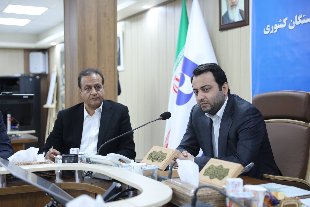 تخصیص ۱۹۰ هزار میلیارد ریال تسهیلات ارزان قیمت بانک صادرات ایران به بازنشستگان تخصیص ۱۹۰ هزار میلیارد ریال تسهیلات ارزان قیمت بانک صادرات ایران به بازنشستگان