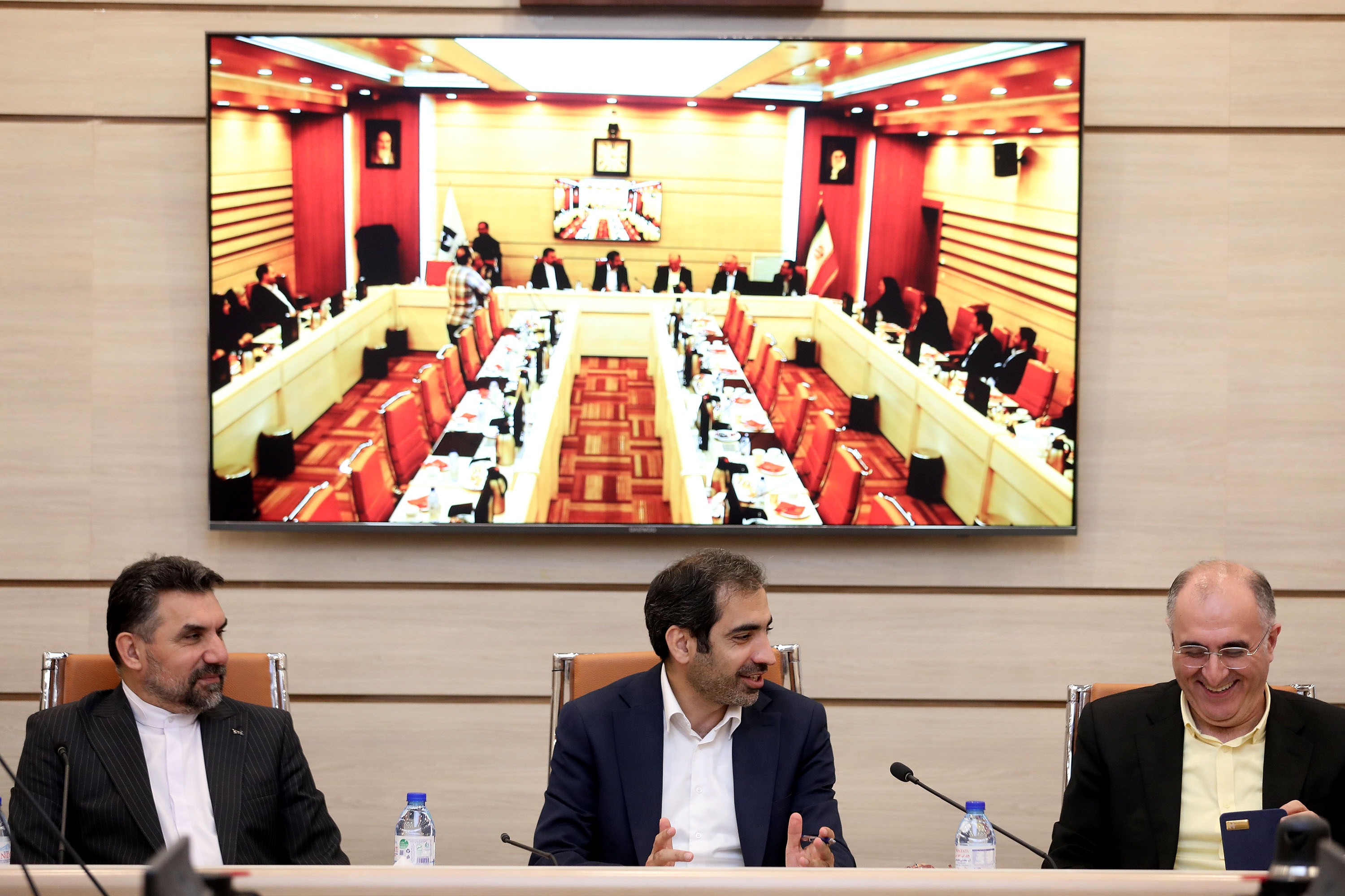 یاسر مرادی: راهاندازی سیگما گامی در جهت تحقق بانکداری بر پایه هوش مصنوعی و ارائه خدمات پلتفرمی است یاسر مرادی: راهاندازی سیگما گامی در جهت تحقق بانکداری بر پایه هوش مصنوعی و ارائه خدمات پلتفرمی است