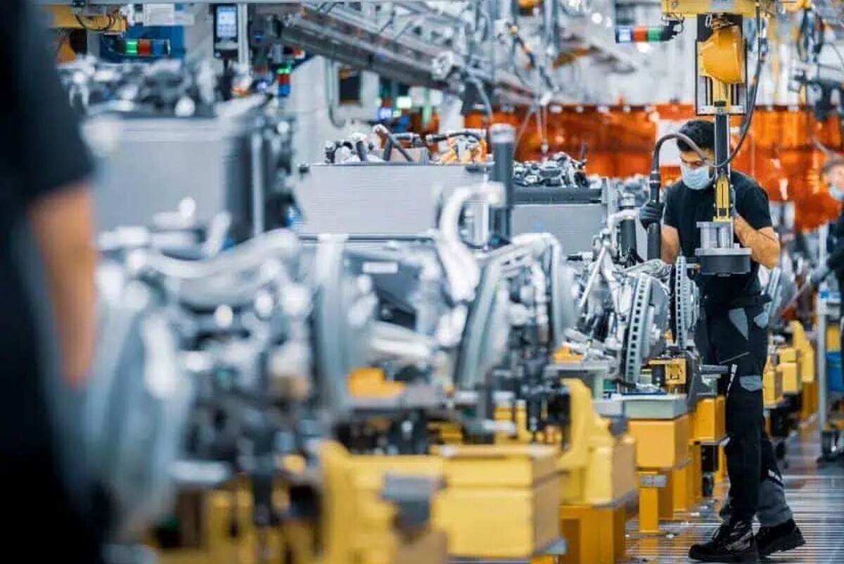 بدون اصلاح سیاست خارجی، تولید جهش نمی‌گیرد