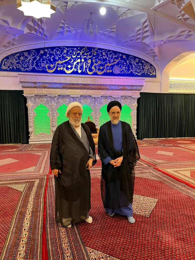 به خاطر حضور دکتر پزشکیان در مجلس عزاداری ام، به من فحاشی کردند به خاطر حضور دکتر پزشکیان در مجلس عزاداری ام، به من فحاشی کردند