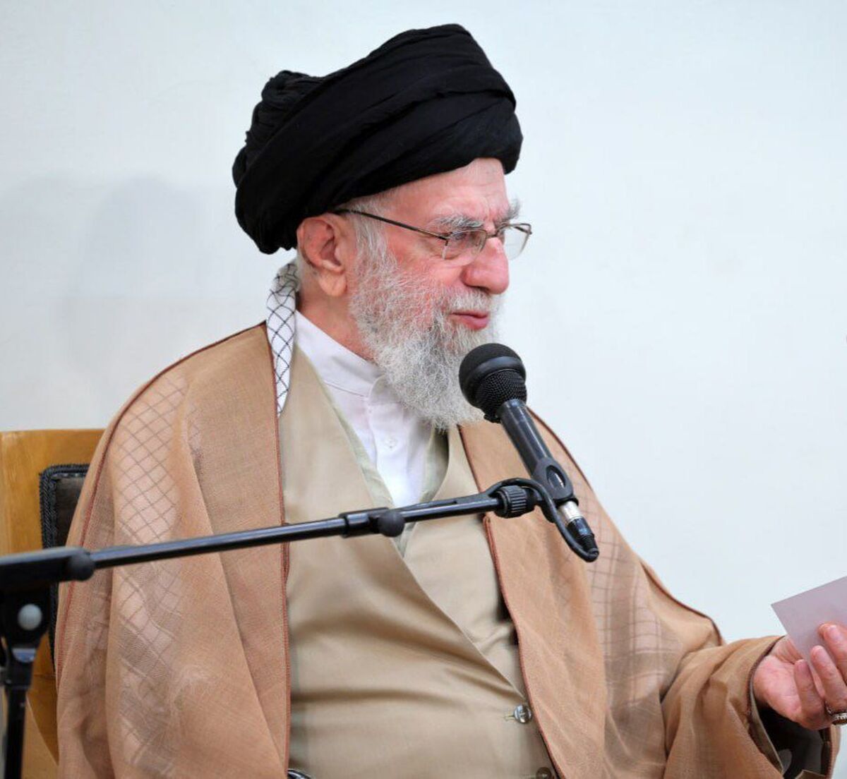 کسی را تهدید کنید که از تهدید کردن بترسد