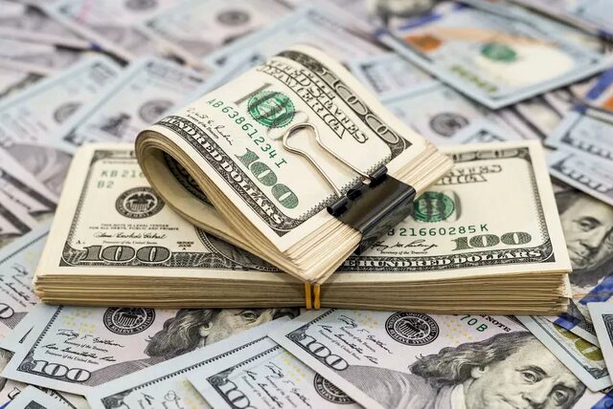 به نظر می‌رسد بانک مرکزی مشکلی در مدیریت ارزی کشور نداشته باشد