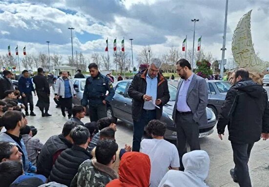افرادی که اجازه ورود اتباع غیرمجاز به کشور را دادند، امروز باید پاسخگو باشند