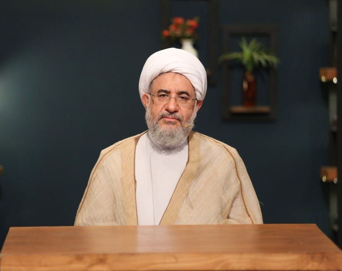 هر مسلمانی بتواند آسیبی به آمریکایی‌ها و صهیونیست‌ها بزند، بهشت برای او واجب خواهد شد