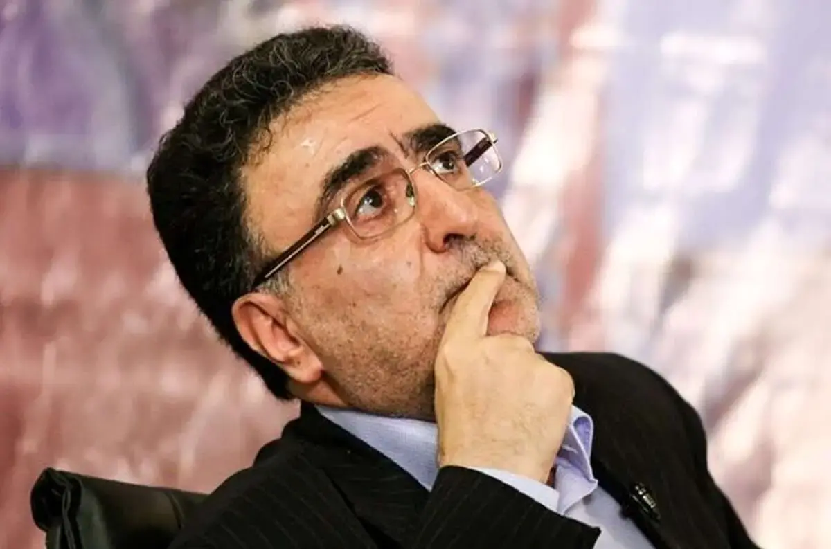 جای تاج‌زاده زندان نیست