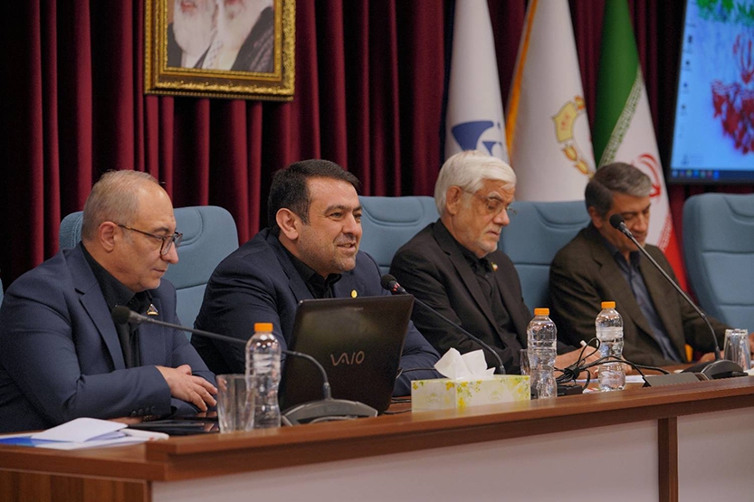 تقدیر معاون اول رئیسجمهور از نقشآفرینی بانک ملی ایران در حمایت از اقتصاد کشور تقدیر معاون اول رئیسجمهور از نقشآفرینی بانک ملی ایران در حمایت از اقتصاد کشور