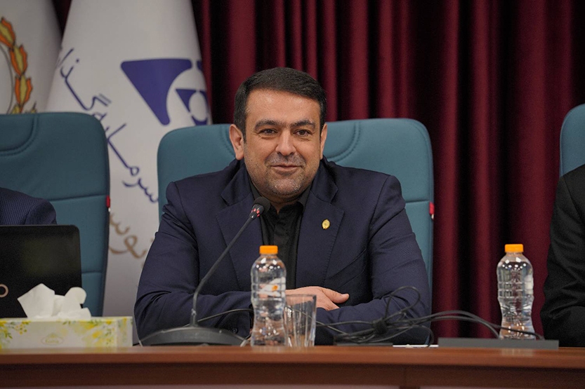 تقدیر معاون اول رئیسجمهور از نقشآفرینی بانک ملی ایران در حمایت از اقتصاد کشور تقدیر معاون اول رئیسجمهور از نقشآفرینی بانک ملی ایران در حمایت از اقتصاد کشور