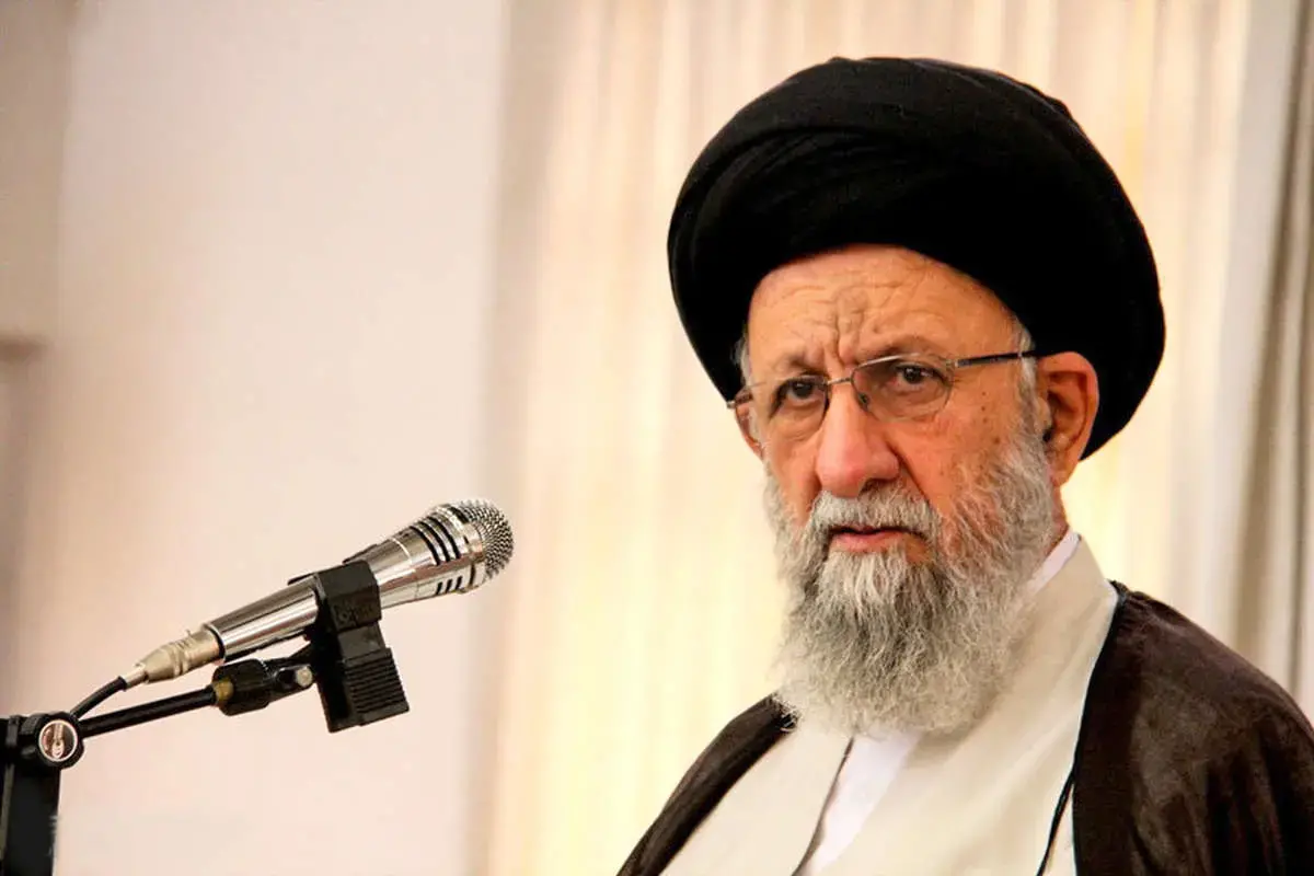 ترامپ، دروغگو و غیرعادی است/ ما با رئیس‌جمهوری که تعادل ندارد، حرفی نداریم