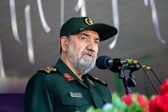 همیشه برای سرکوب متجاوزان آماده باشیم