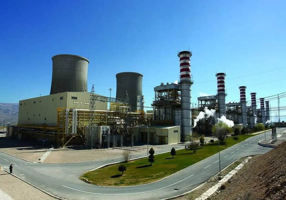 افزایش ۴ هزار مگاواتی ظرفیت تولید نیروگاه‌های حرارتی