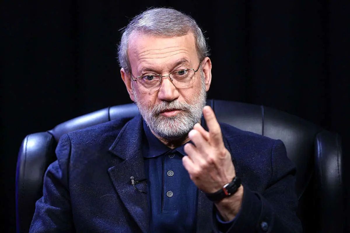 ترامپ گفت ایران باید تسلیم شود، رهبر انقلاب در دهن او زد