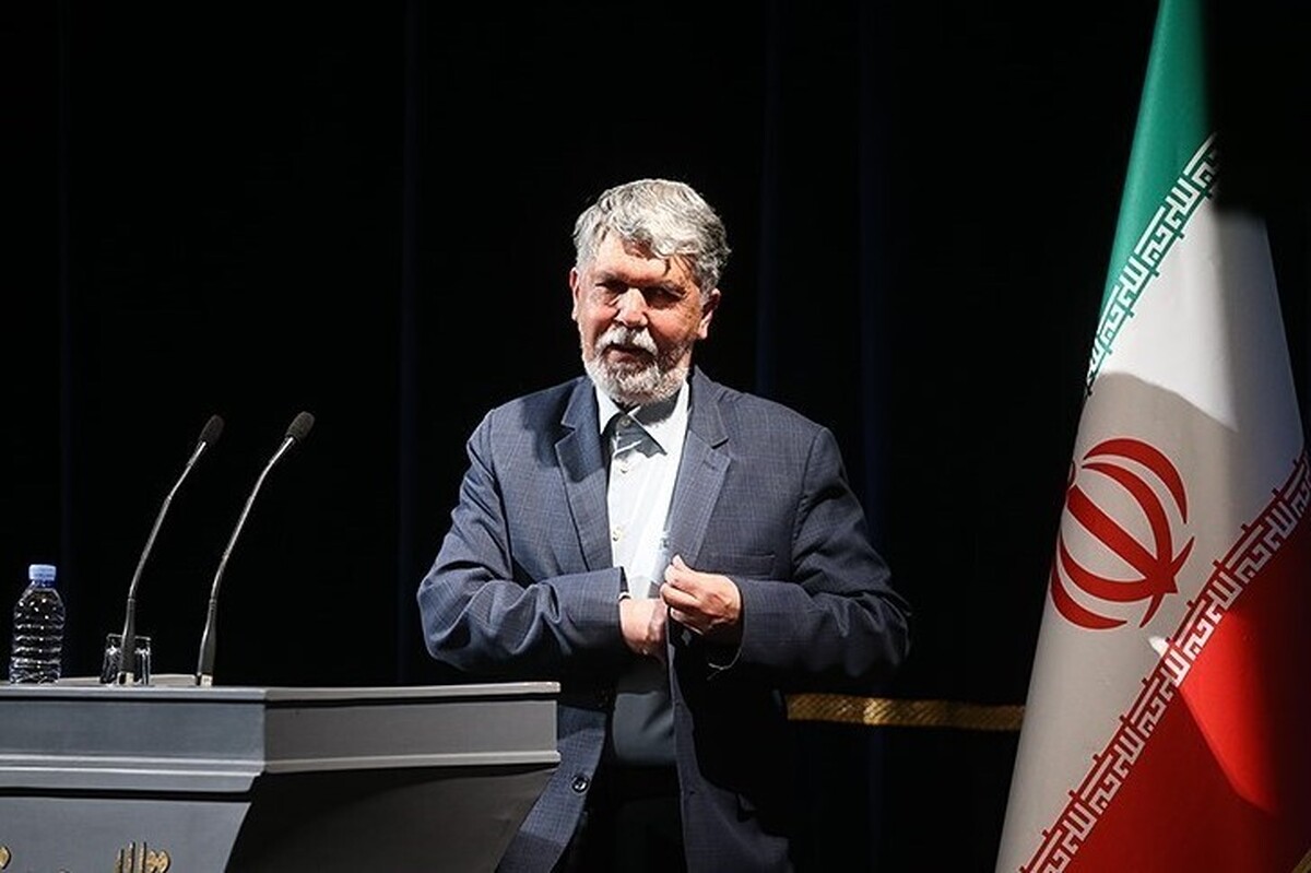 استاد فرشچیان هنرمند و نابغه‌ای بود که هنر ایران را جهانی کرد