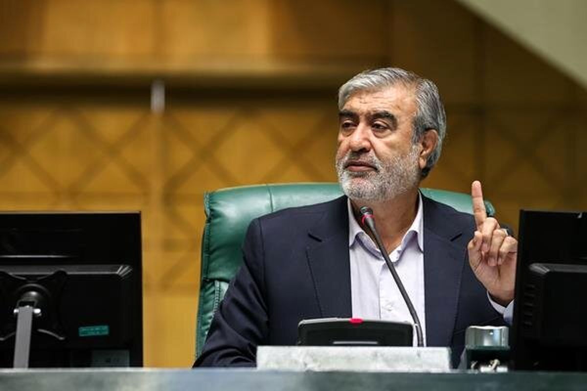 آقای عزیزی! با تندروهای داخلی که همسو با اسرائیل هستند همراه شده‌اید