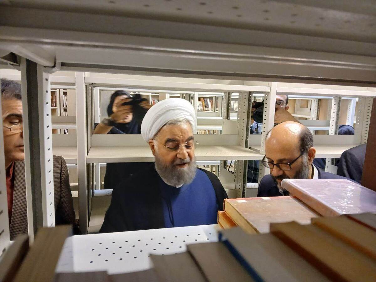 اهدای ۲۵ هزار نسخه کتاب توسط حسن روحانی به کتابخانه ملی