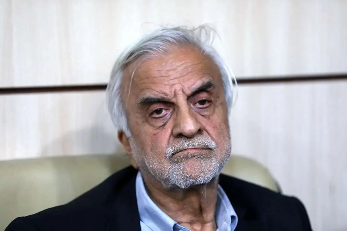 تندروها مانند خوارج هستند؛ خوارج می‌گفتند حضرت علی نمی‌فهمد، ما می‌فهمیم!