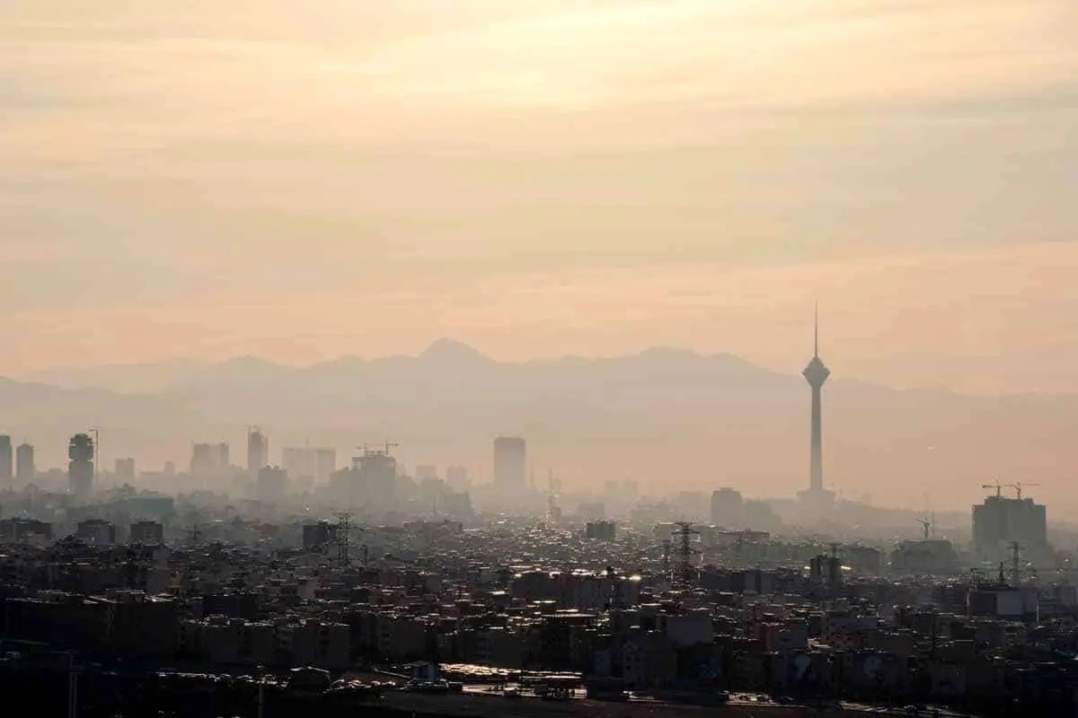 سالانه ۵۰ هزار ایرانی بر اثر آلودگی هوا جان خود را از دست می‌دهند