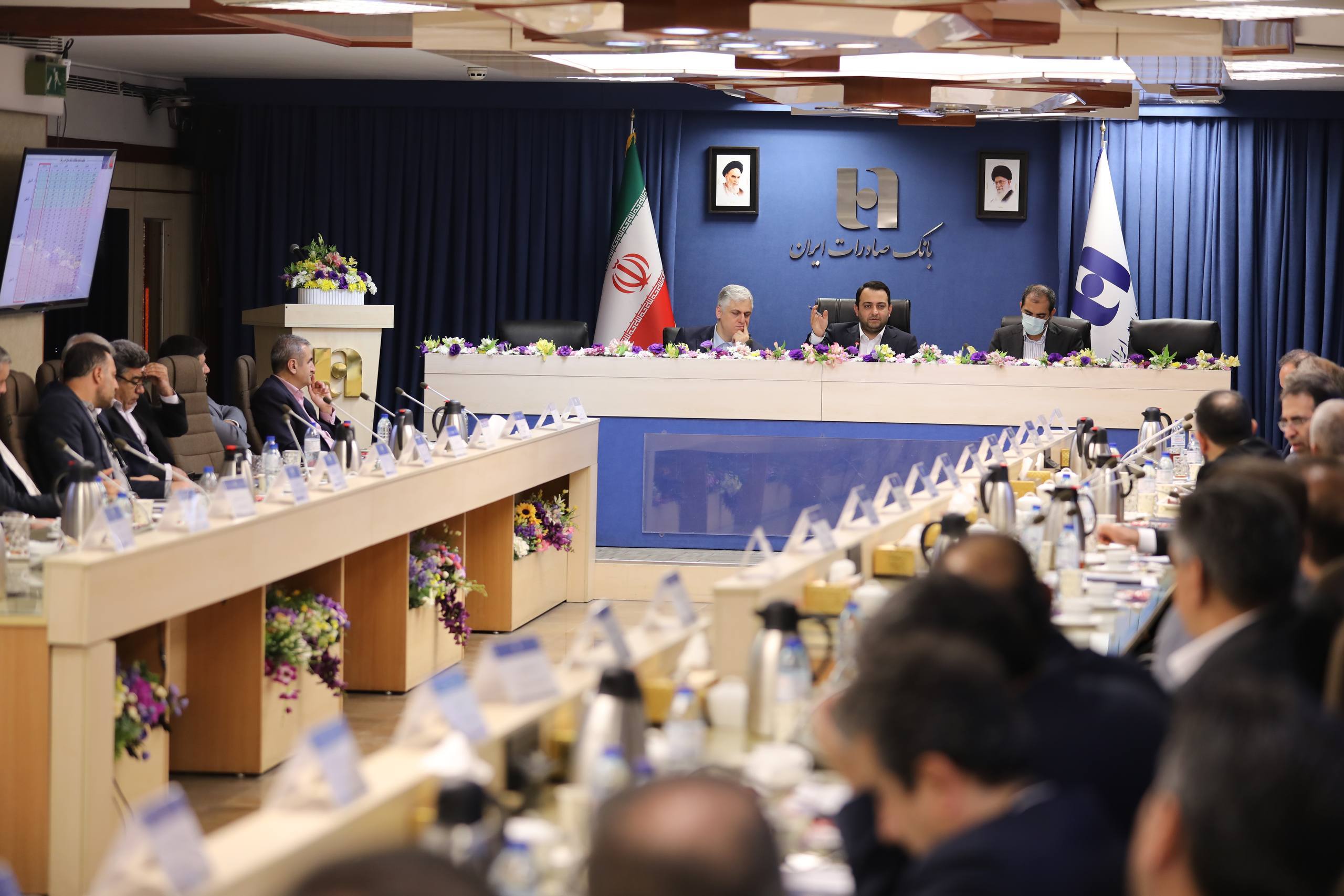 محسن سیفی: استراتژی ۱۴۰۴، حفظ و ارتقای جایگاه بانک صادرات ایران در نظام بانکی است