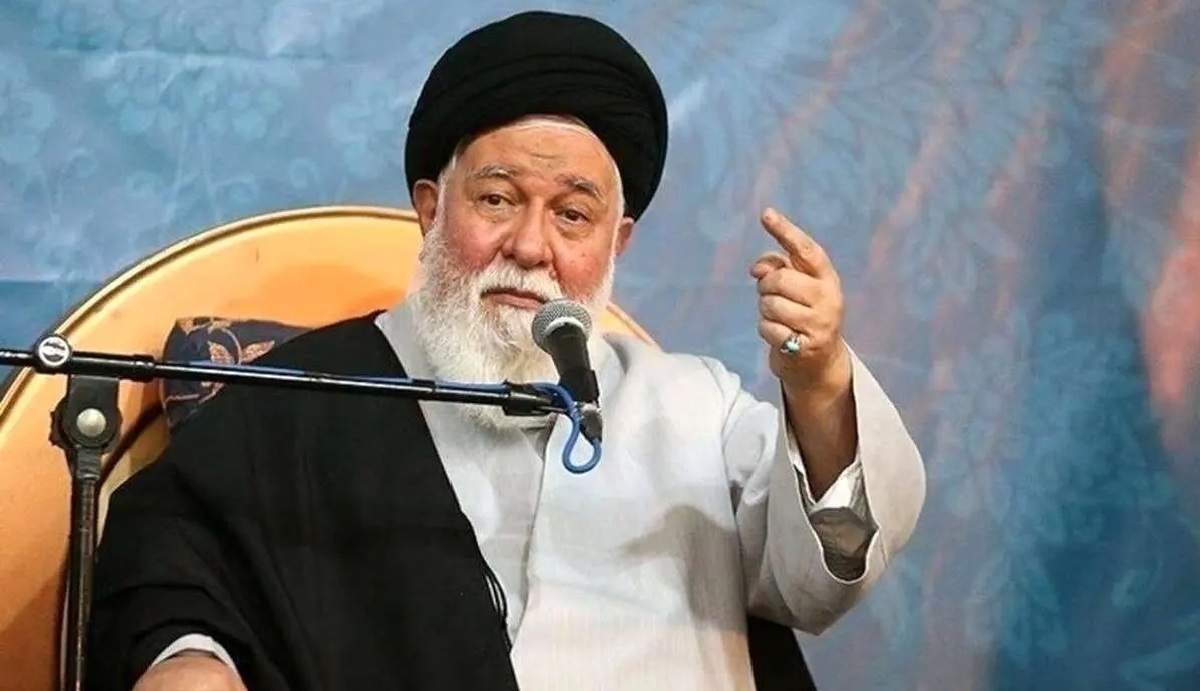 ساختن بناهای بلند در اطراف حرم رضوی، بی احترامی به امام رضاست