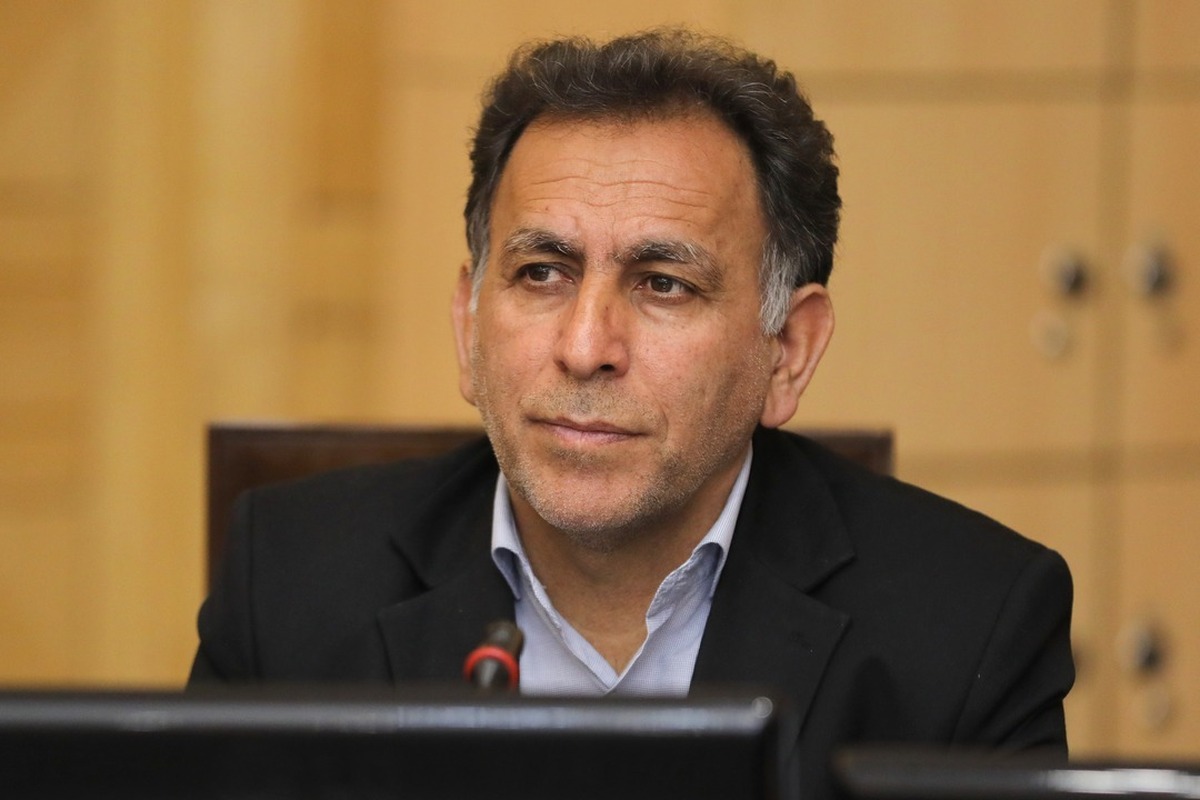 ۶۰ درصد سرمایه کشور در دست بنیادهاست / حالا که رئیس جمهور هم اعتراض دارد این رویه را اصلاح کنیم