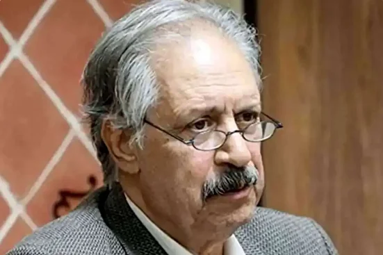 نگذاریم باب حمله نظامی علیه کشور باز شود