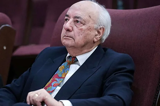 تنها دیپلماسی فعال و عقلانی چاره کاهش فشارها و باز کردن باب گفتگوهاست