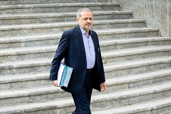 نتیجه تصمیم‌های گذشته، بیکاری گسترده جوانان تحصیل‌کرده است