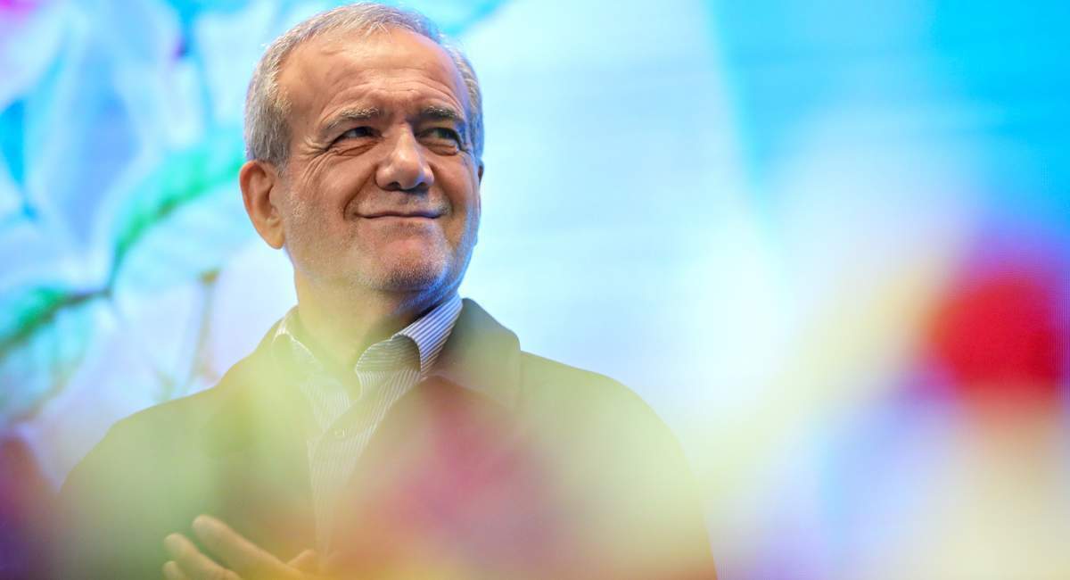 دولت با تمام توان از توسعه صنعت هسته‌ای صلح‌آمیز کشور حمایت می‌کند